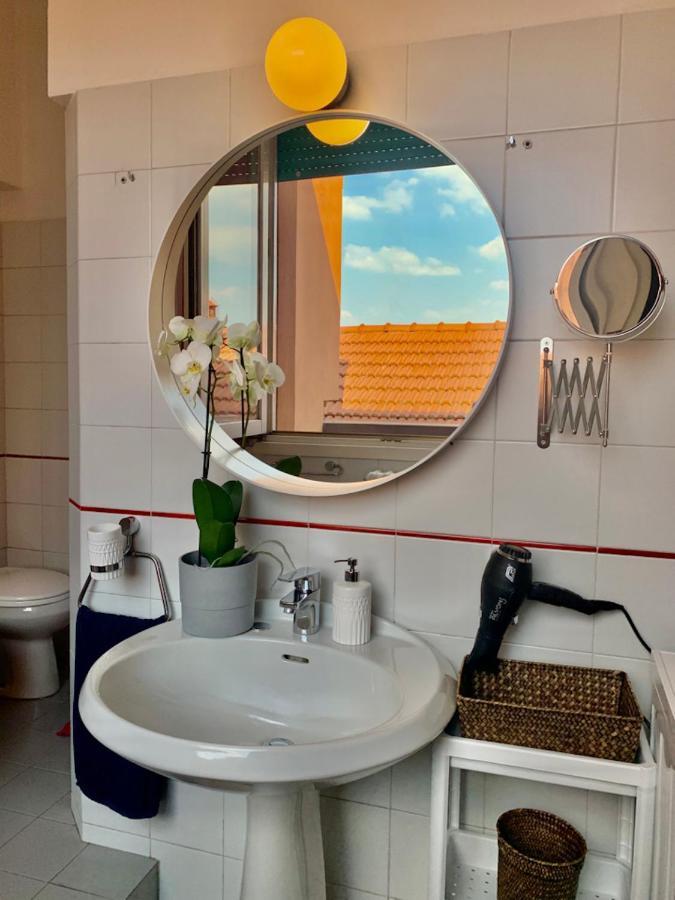 Camozzi Central Apartment Bergamo Bagian luar foto